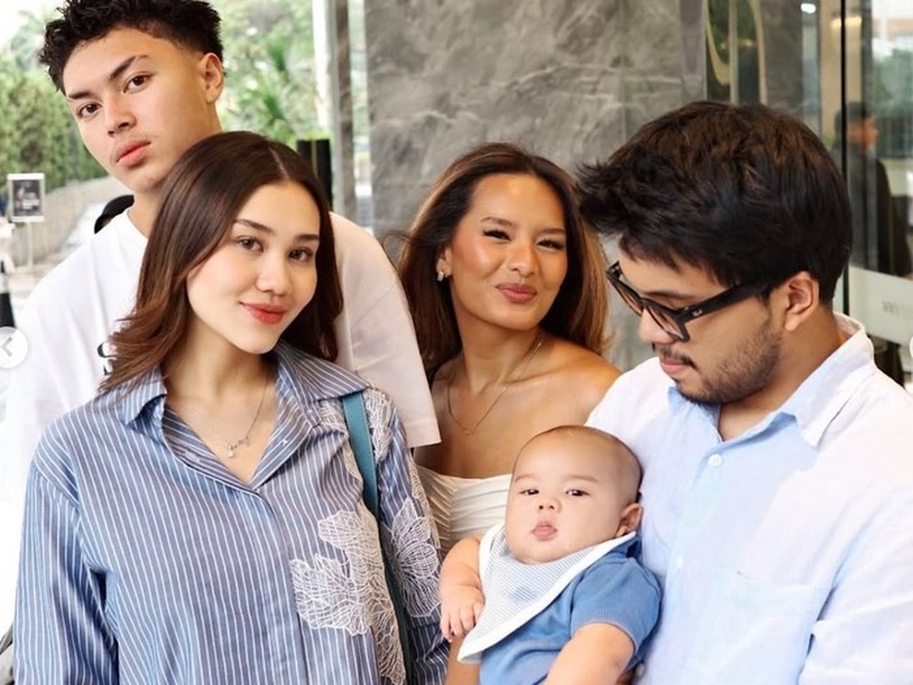 Keanu Massaid Ungkap Perubahan Drastis Aaliyah Setelah Jadi Ibu: “Sudah Kayak Emak-emak Banget” Keanu Massaid Ungkap Perubahan Drastis Aaliyah Setelah Jadi Ibu: “Sudah Kayak Emak-emak Banget”