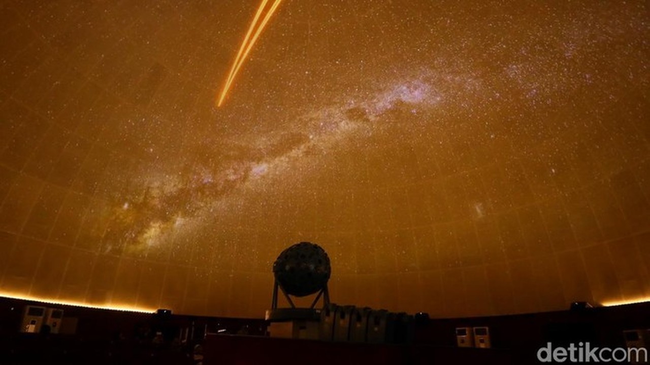 Pramono Anung: “Kalau Ada Calo Tiket Planetarium, Dirut JakPro Bertanggung Jawab”