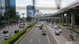 Polda Metro Jaya Siapkan Lima Langkah Strategis Antisipasi Kemacetan Parah Arus Balik Nataru di Ruas Tol Jakarta