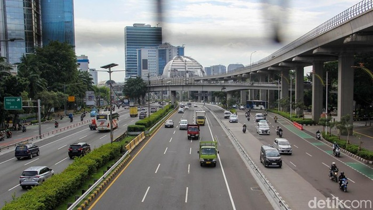 Polda Metro Jaya Siapkan Lima Langkah Strategis Antisipasi Kemacetan Parah Arus Balik Nataru di Ruas Tol Jakarta Polda Metro Jaya Siapkan Lima Langkah Strategis Antisipasi Kemacetan Parah Arus Balik Nataru di Ruas Tol Jakarta