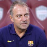 Barcelona Prioritaskan Perpanjangan Kontrak Hansi Flick di Tengah Musim Politik Klub