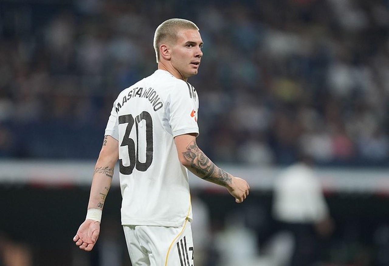 Xabi Alonso Tegaskan Real Madrid Masih Butuhkan Franco Mastantuono, Tak Ada Rencana Pinjamkan Musim Ini Xabi Alonso Tegaskan Real Madrid Masih Butuhkan Franco Mastantuono, Tak Ada Rencana Pinjamkan Musim Ini