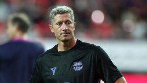 Robert Lewandowski Tegaskan Belum Ada Tekanan untuk Tentukan Masa Depan di Barcelona